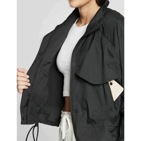 NWT Athleta Canopy Parachute Performance Jacket Size M Black BRAND NEW $158 Zip - Picture 6 of 16